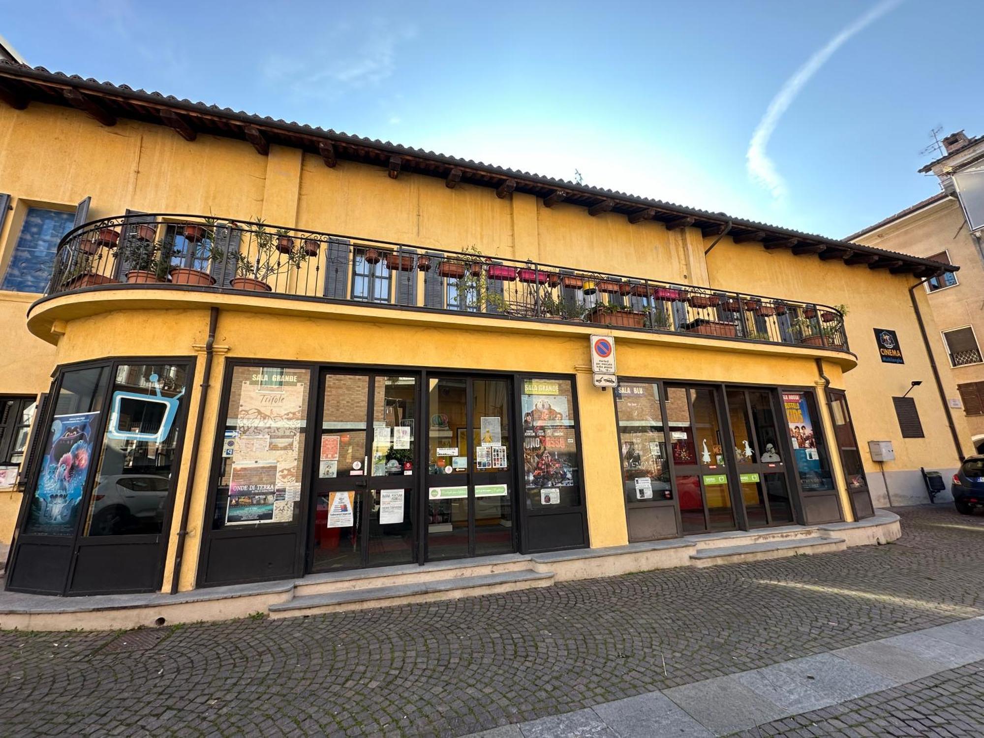 Affordable 3 Roms Appartment With Special Price Summer 2025 Dogliani Esterno foto